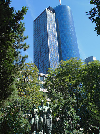 Foto Beethovendenkmal mit maintower