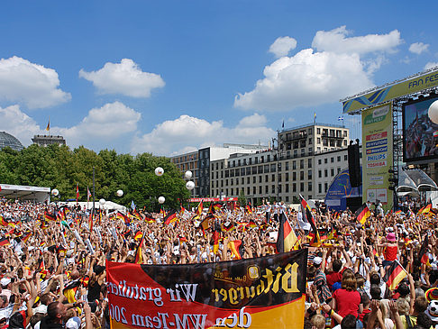 Deutsche Fahnen - Berlin (Berlin)