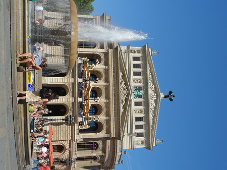 Fotos Alte Oper mit Brunnen | Frankfurt am Main