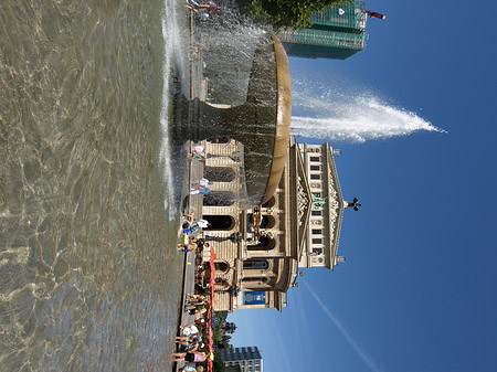 Fotos Alte Oper mit Brunnen | Frankfurt am Main