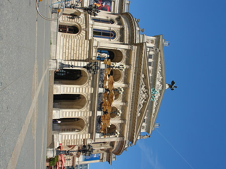 Foto Alte Oper mit Opernplatz