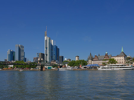 Fotos Skyline von Frankfurt mit Saalhof | Frankfurt am Main