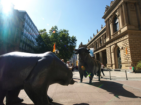 Foto Wertpapierbörse mit Bulle und Bär - Frankfurt am Main