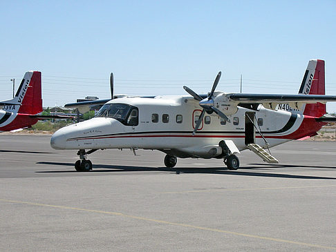 Flugzeug auf dem Landeplatz - Nevada
