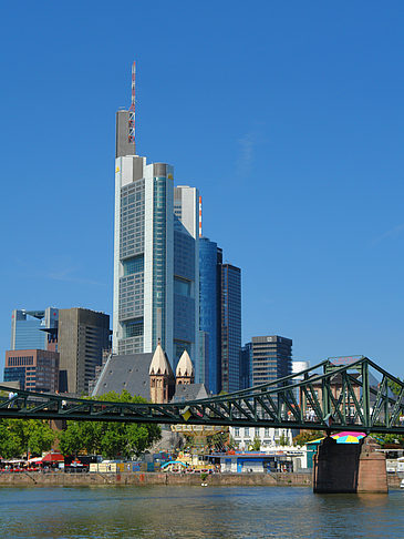 Fotos Commerzbank mit eisernem Steg